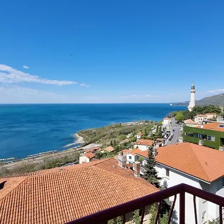 Apartament Berlam 18 *